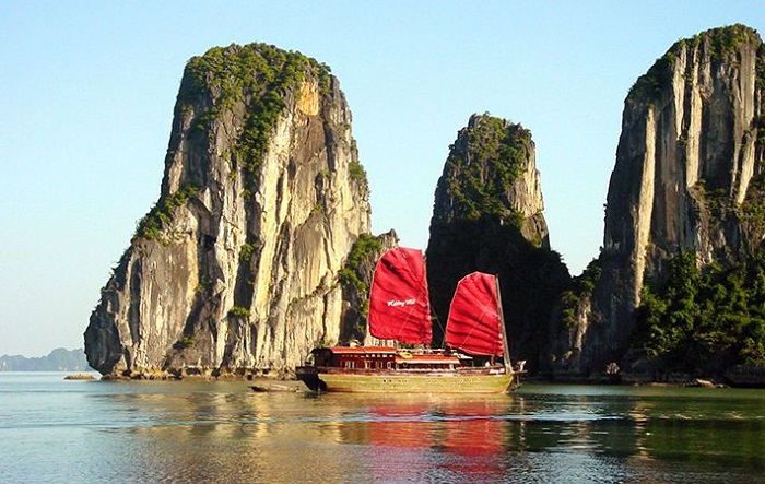 du lịch du thuyền Vịnh Hạ Long - 8 điểm nổi bật không thể bỏ qua - đảo đầu bê